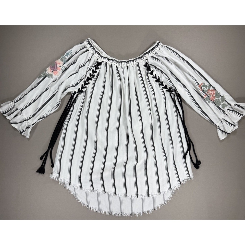 Standard Grace Top Womens M White Black Floral Embroidered Lace Up Ties Lyocell